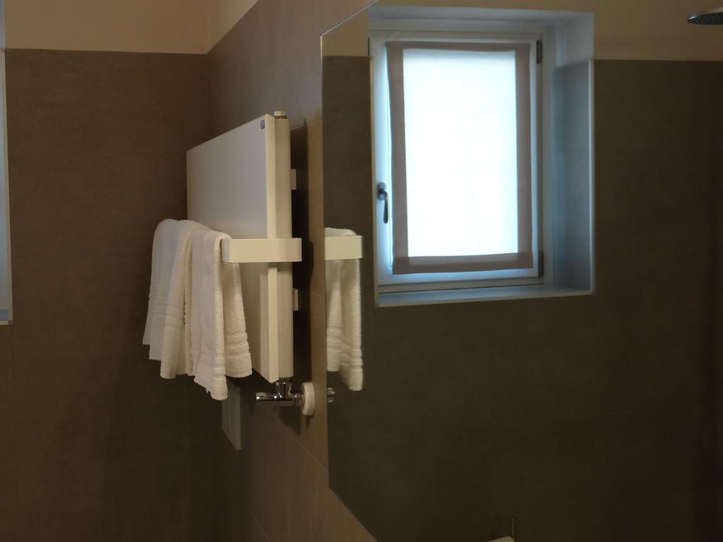 Theater Verona Luxury Apartment Room photo